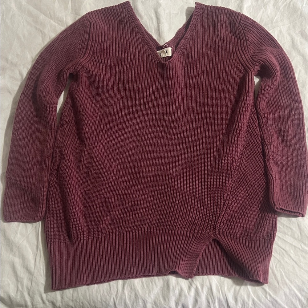PACT V-Neck Burgundy Sweater